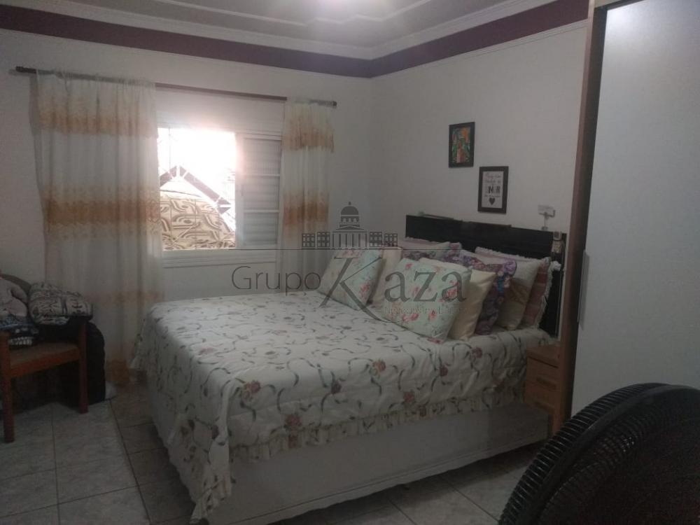 Foto 6 de Casa Padrão em Jardim Portugal, São José dos Campos - imagem 6