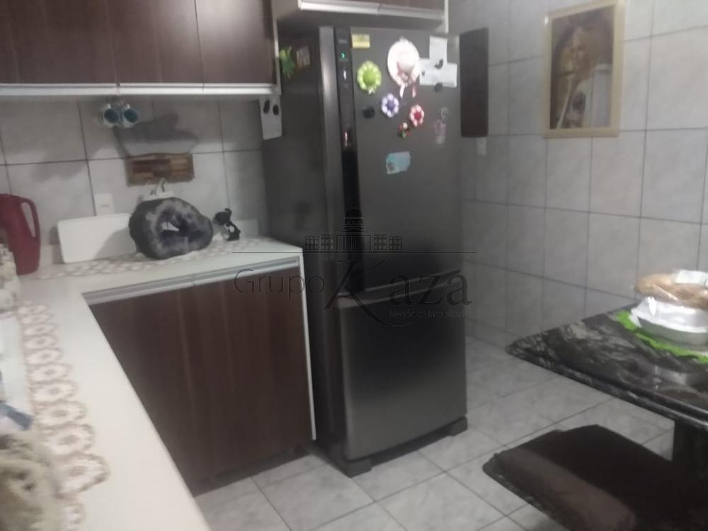 Foto 3 de Casa Padrão em Jardim Portugal, São José dos Campos - imagem 3