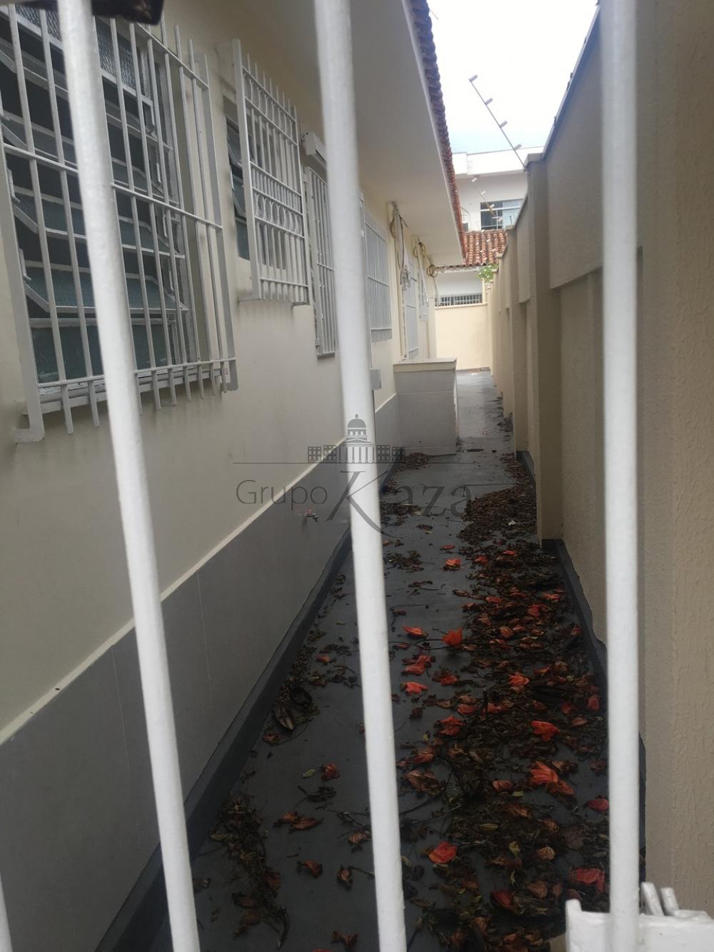 Foto 3 de Casa Padrão em Vila Betânia, São José dos Campos - imagem 3