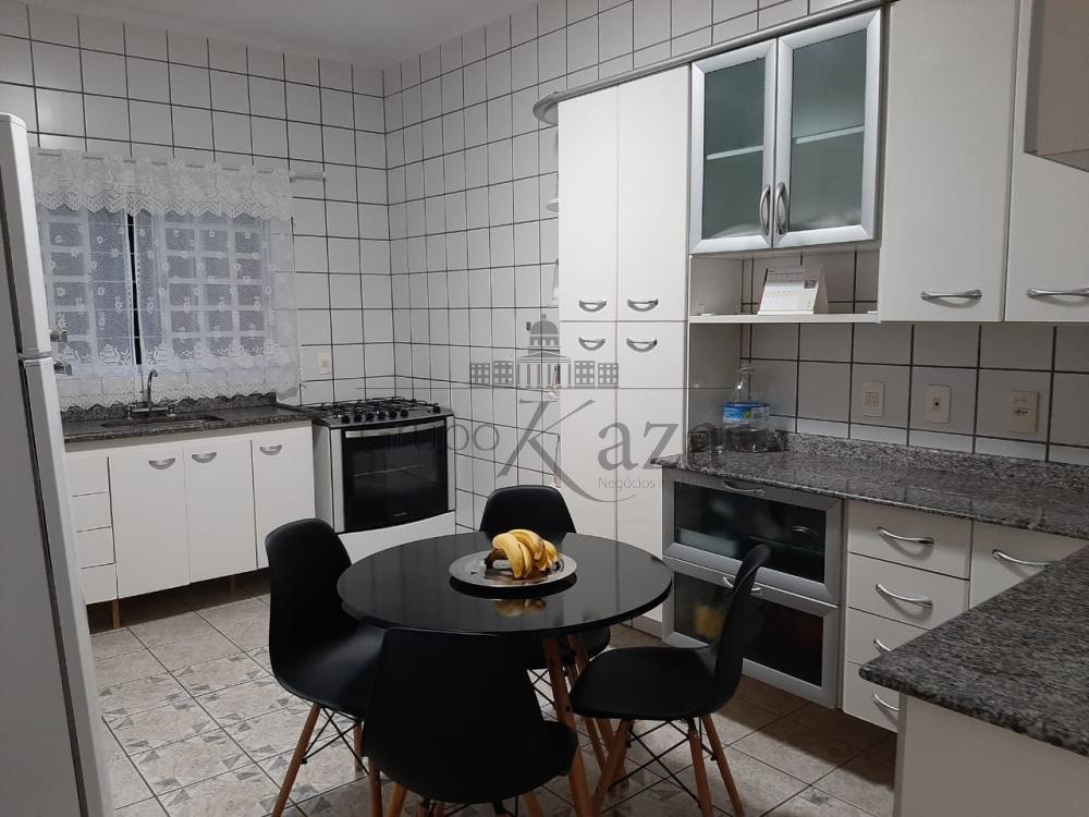 Foto 8 de Casa Padrão em Chácaras São José, São José dos Campos - imagem 8