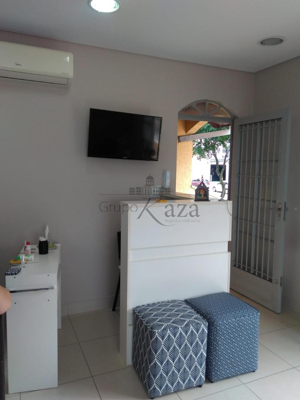 Foto 10 de Casa Sobrado em Jardim Ismênia, São José dos Campos - imagem 10