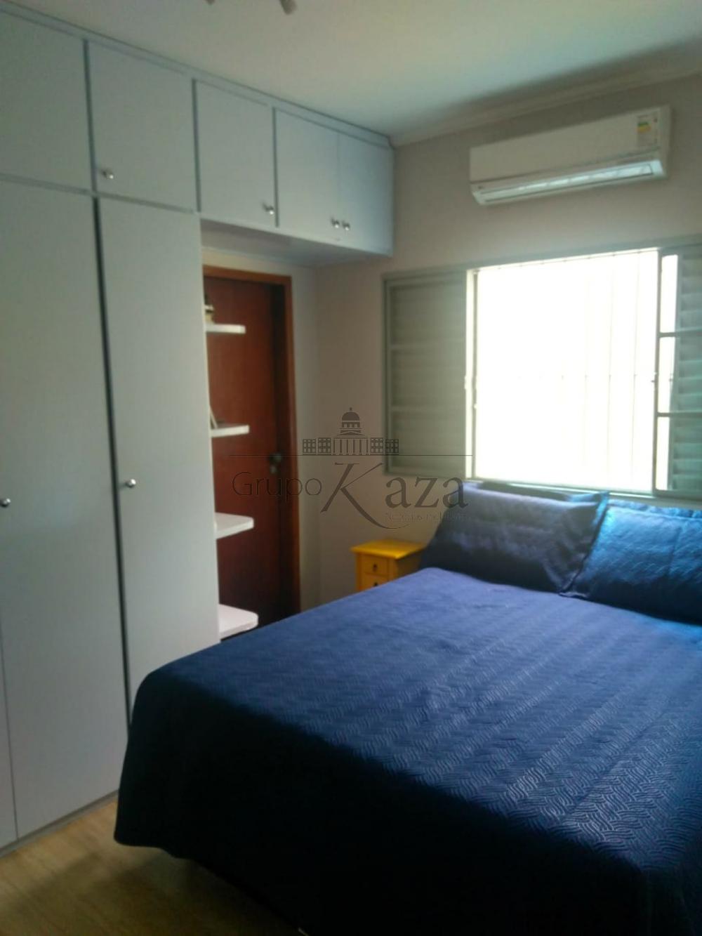 Foto 9 de Casa Sobrado em Jardim Ismênia, São José dos Campos - imagem 9
