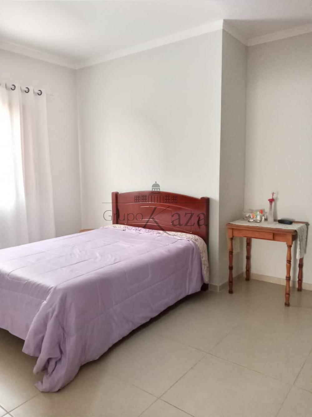 Foto 11 de Casa Padrão em Jardim Santa Júlia, São José dos Campos - imagem 11