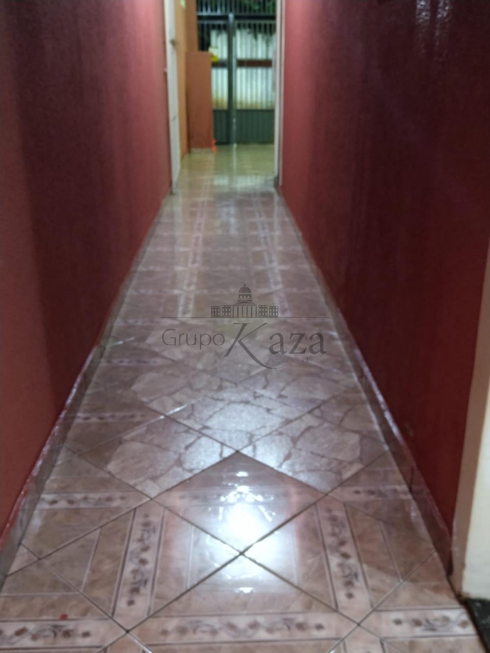 Foto 17 de Casa Padrão em Jardim Colonial, São José dos Campos - imagem 17