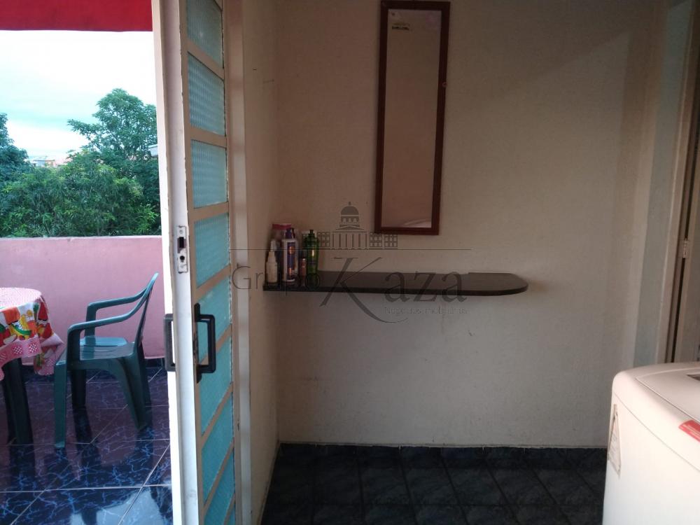 Foto 13 de Casa Padrão em Jardim Colonial, São José dos Campos - imagem 13