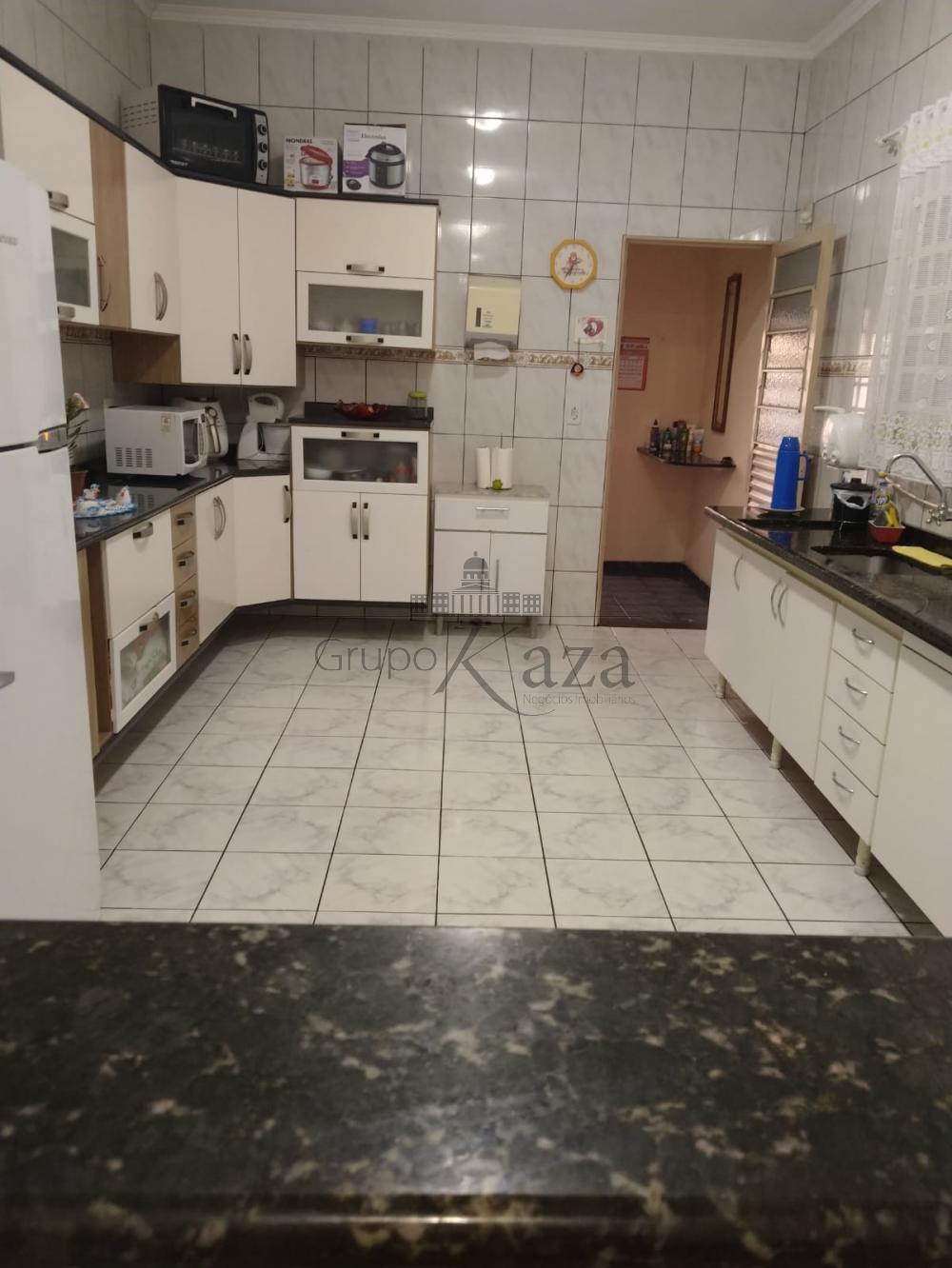 Foto 2 de Casa Padrão em Jardim Colonial, São José dos Campos - imagem 2