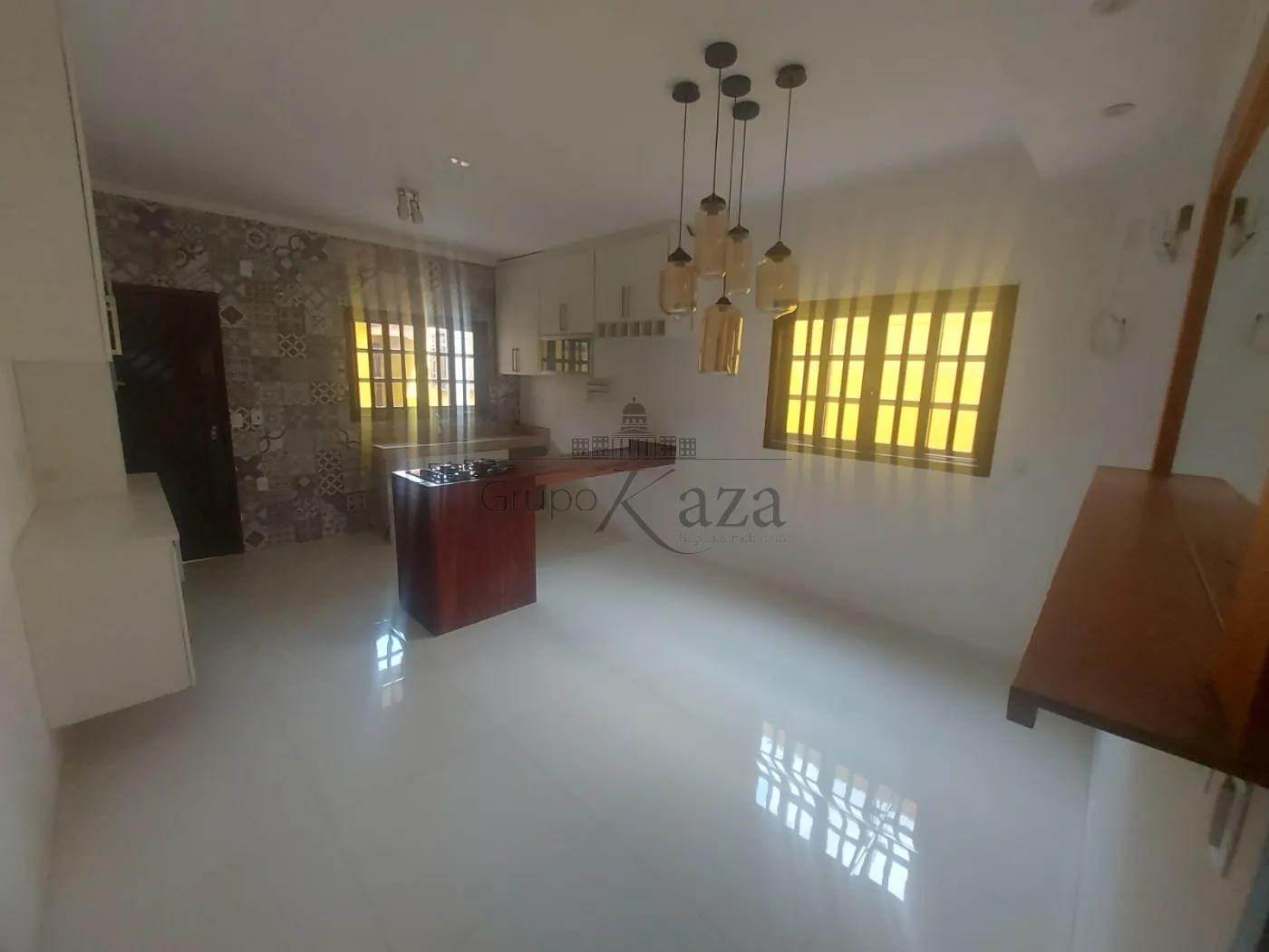 Foto 3 de Casa Sobrado em Jardim Oriente, São José dos Campos - imagem 3