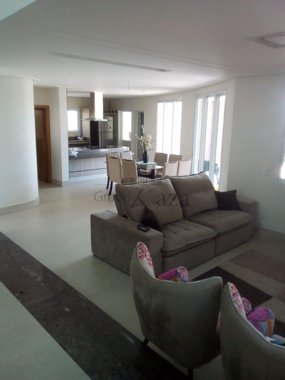 Foto 1 de Casa Condomínio em Vila Zezé, Jacareí - imagem 1