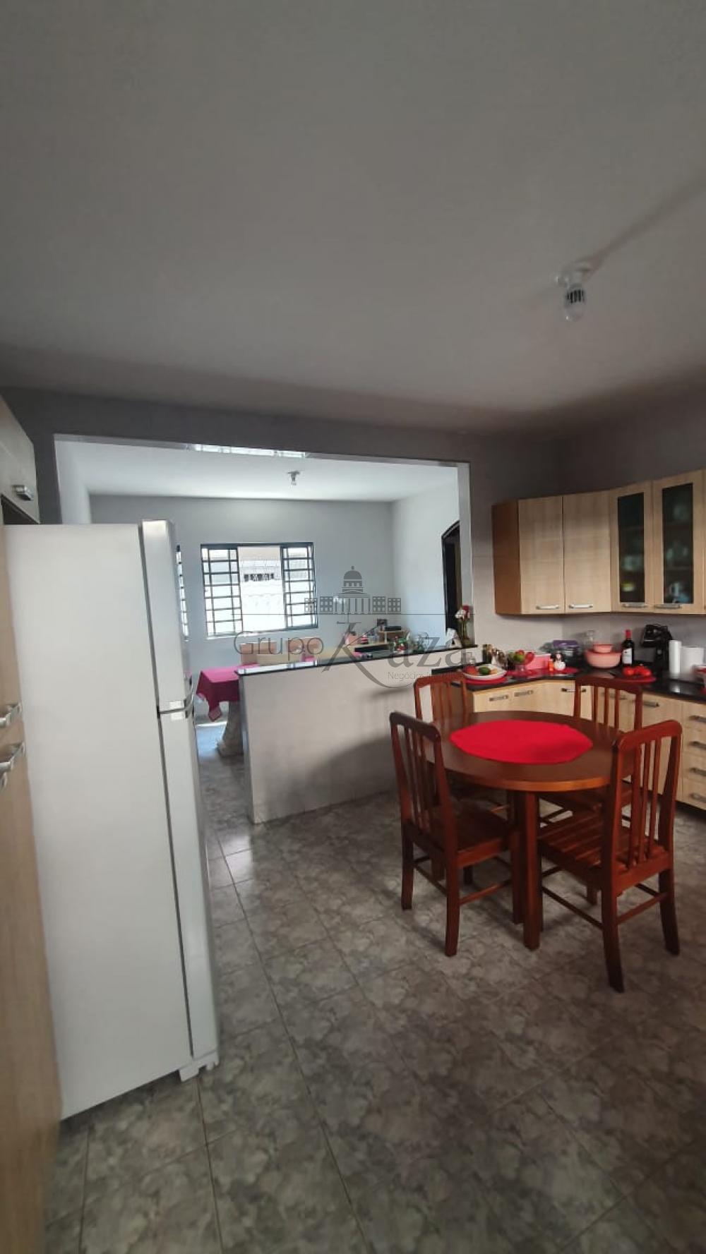 Foto 4 de Casa Térrea em Vila Tesouro, São José dos Campos - imagem 4