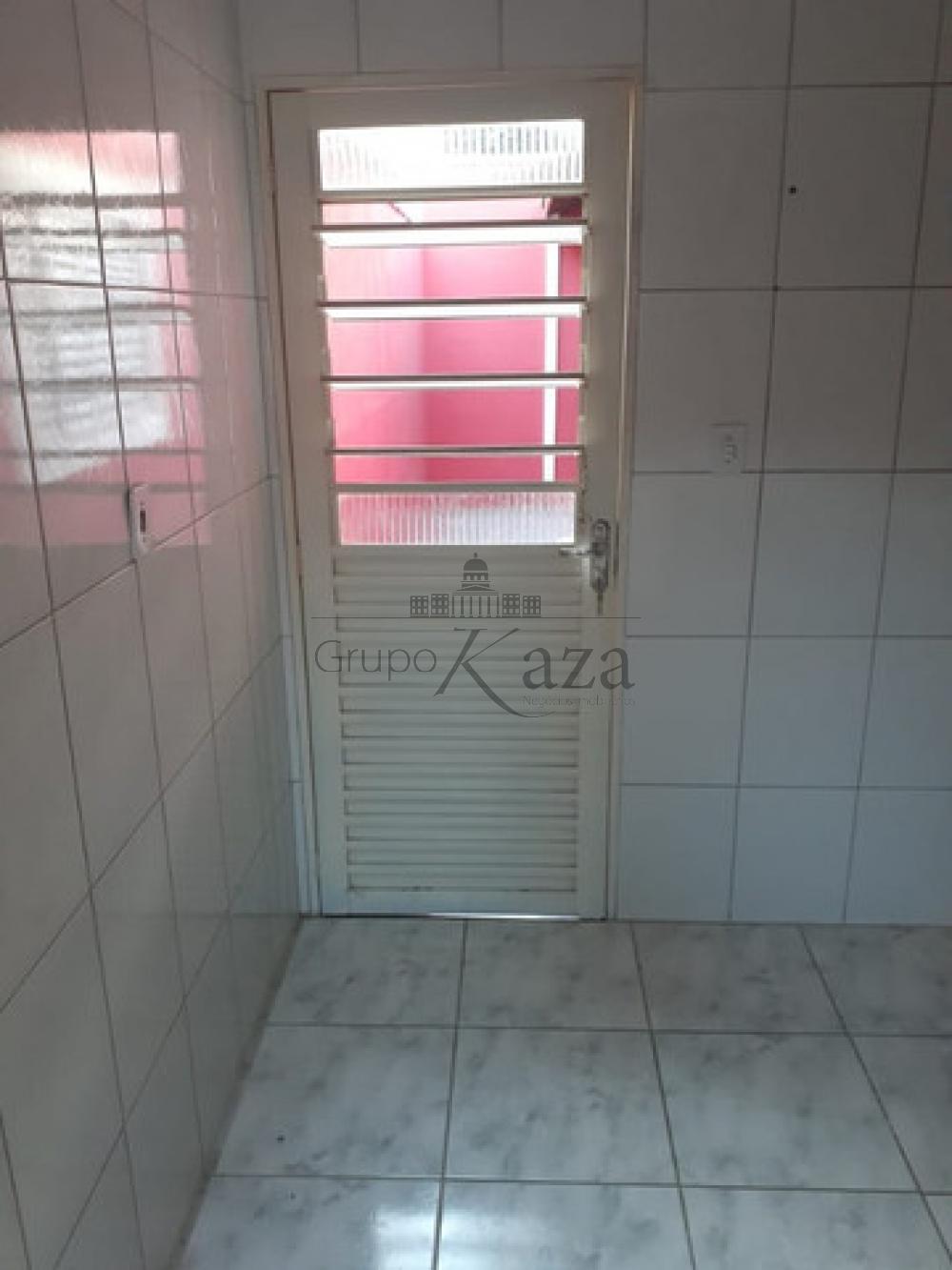Foto 5 de Casa Padrão em Jardim das Cerejeiras, São José dos Campos - imagem 5