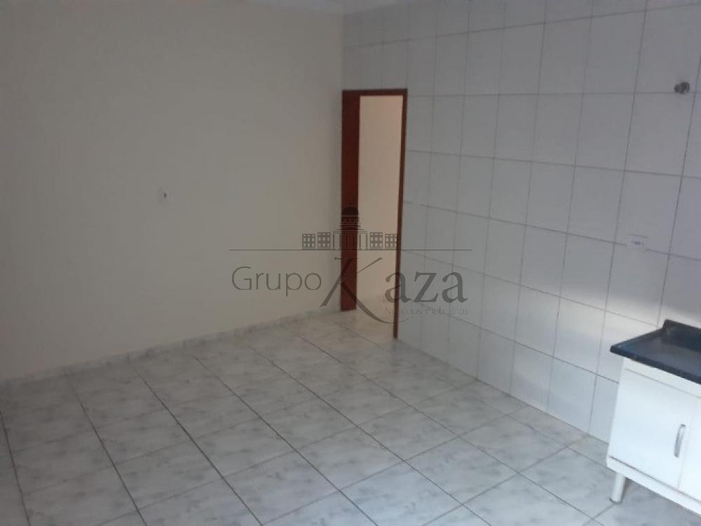 Foto 3 de Casa Padrão em Jardim das Cerejeiras, São José dos Campos - imagem 3
