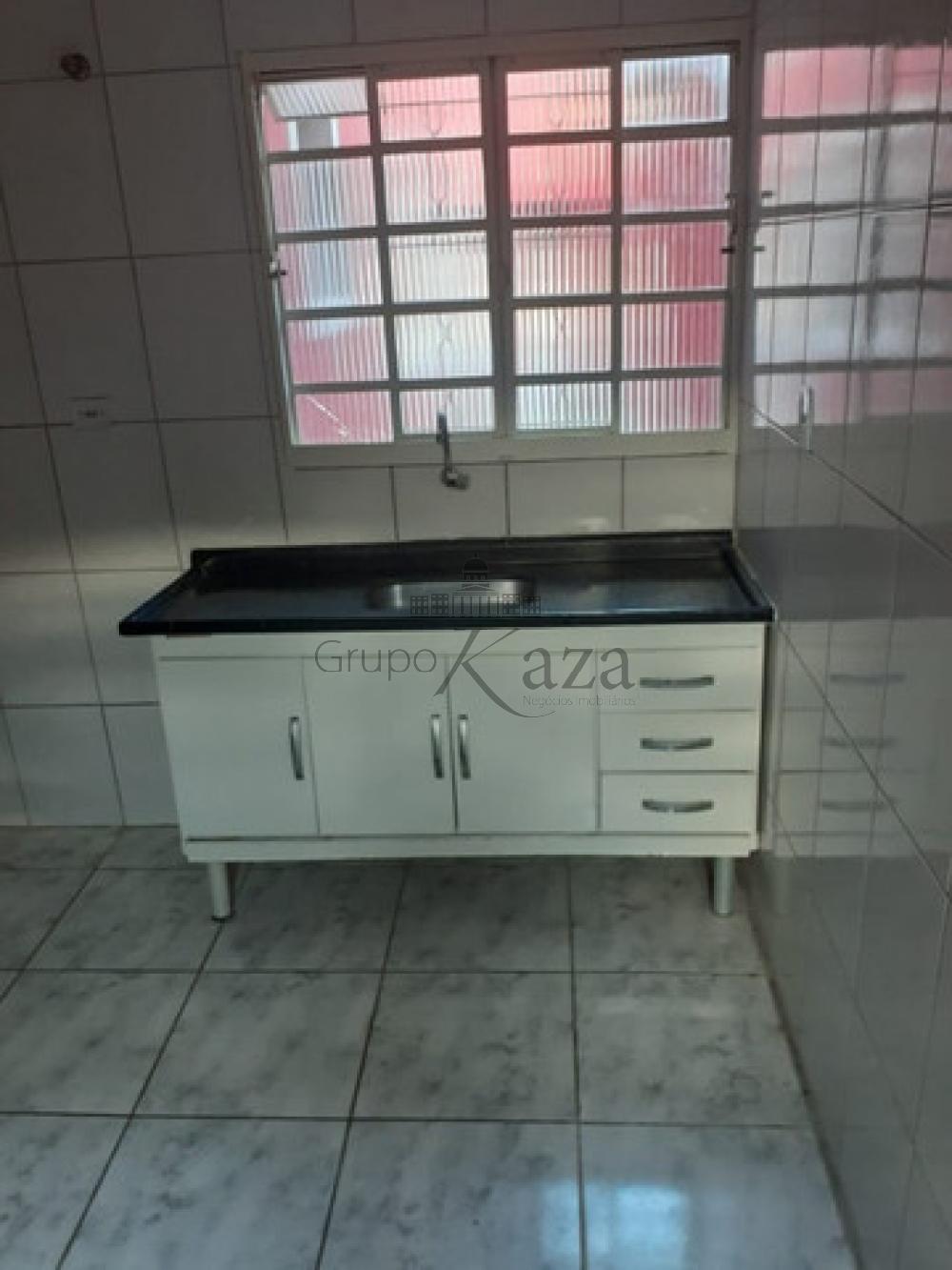 Foto 4 de Casa Padrão em Jardim das Cerejeiras, São José dos Campos - imagem 4
