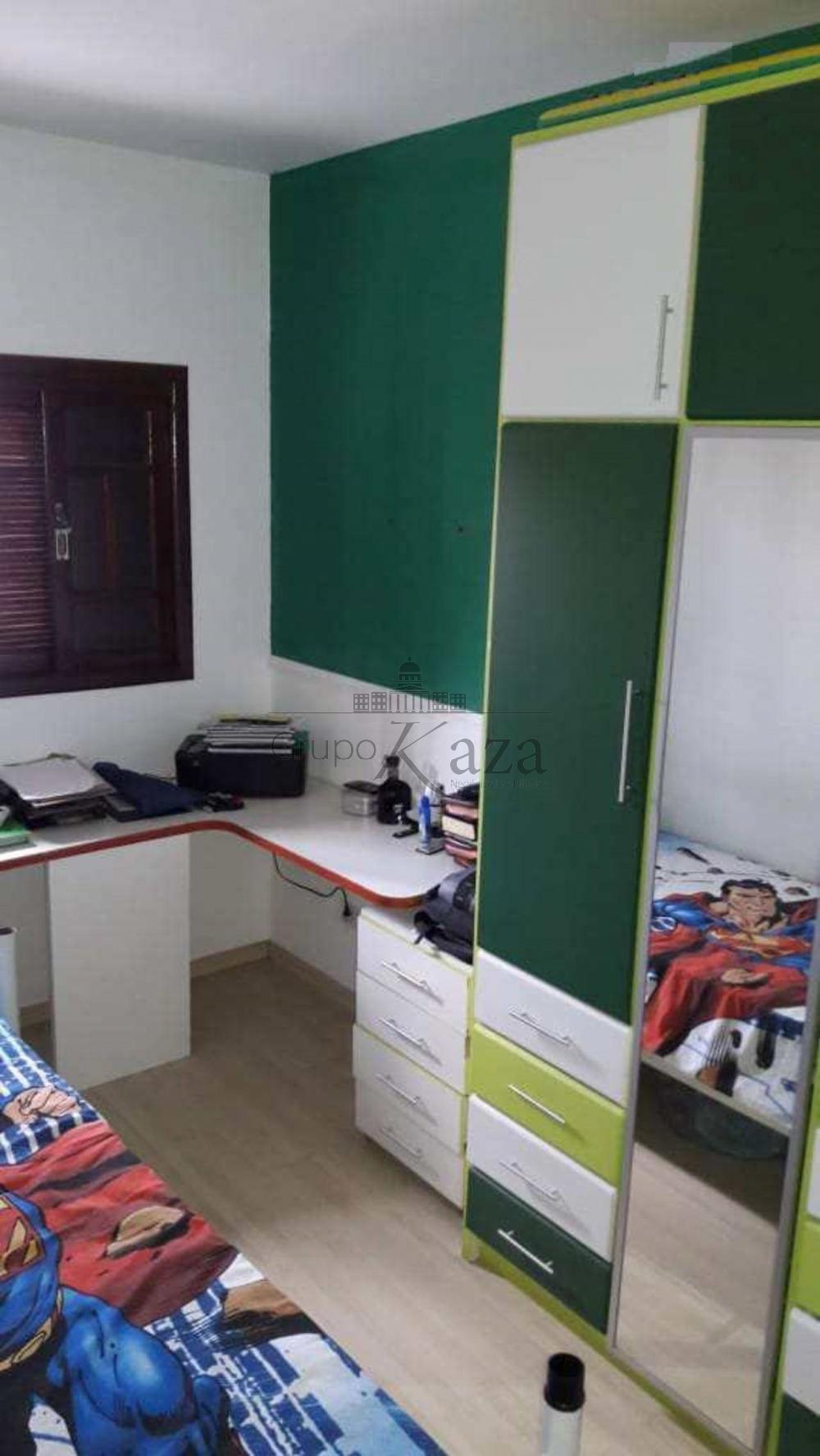 Foto 8 de Casa Padrão em Chácaras Santa Maria, Jacareí - imagem 8