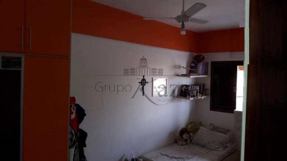 Foto 6 de Casa Padrão em Chácaras Santa Maria, Jacareí - imagem 6