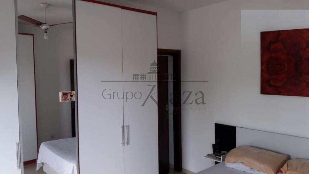 Foto 10 de Casa Padrão em Chácaras Santa Maria, Jacareí - imagem 10