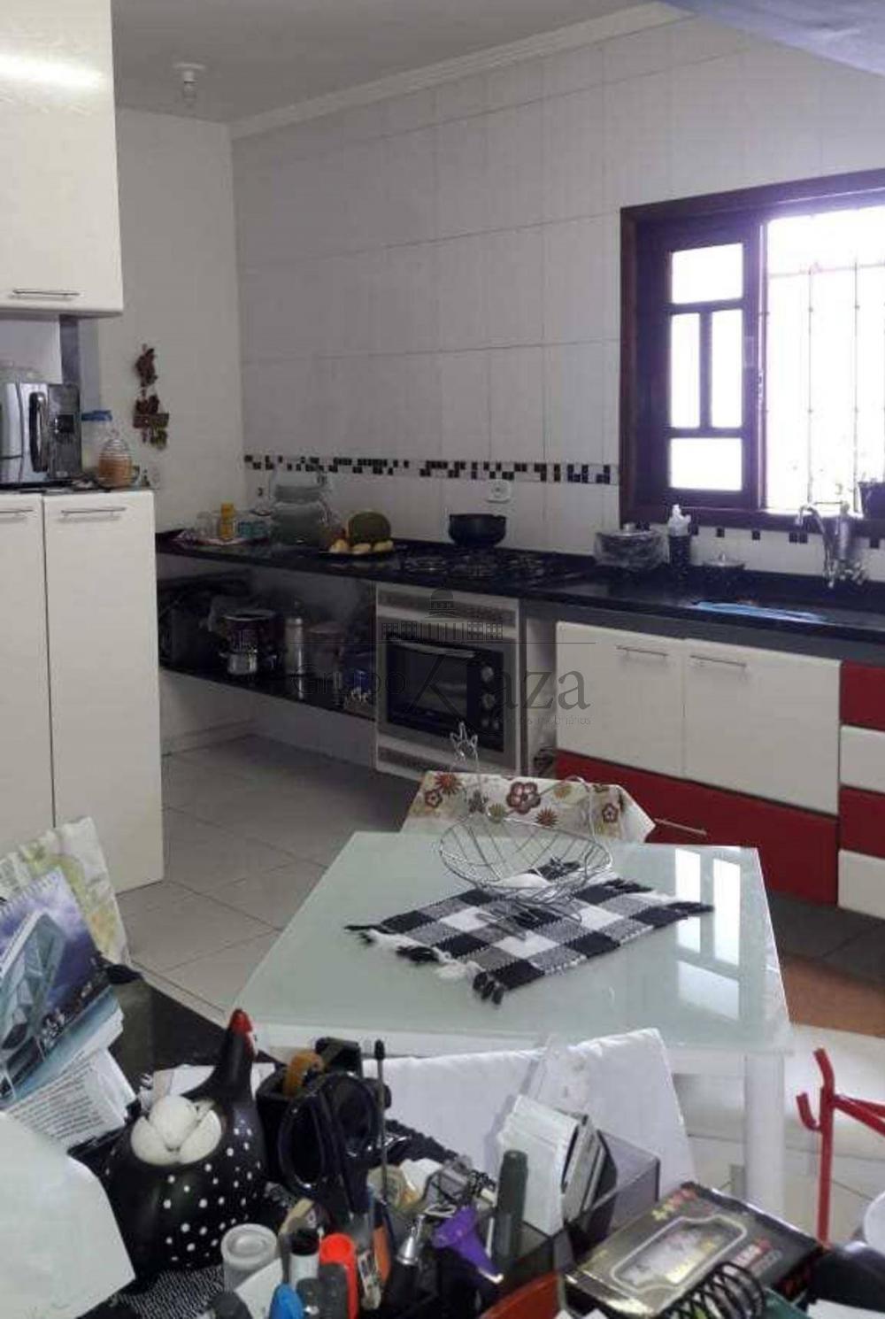 Foto 5 de Casa Padrão em Chácaras Santa Maria, Jacareí - imagem 5