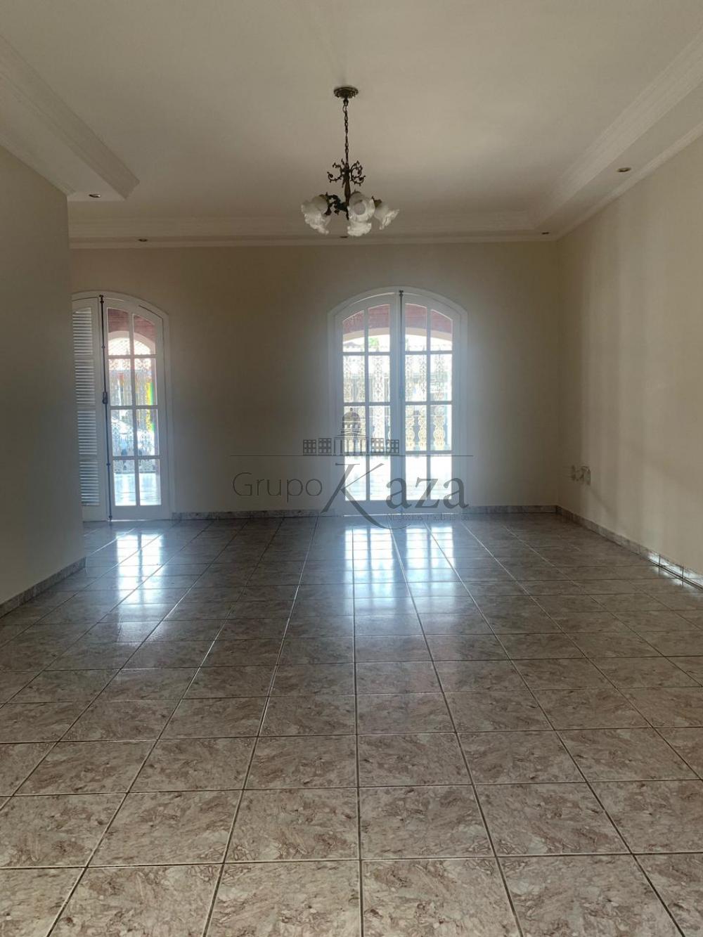 Foto 1 de Casa Padrão em Conjunto Residencial Galo Branco, São José dos Campos - imagem 1 Foto 1 de Casa Padrão em Conjunto Residencial Galo Branco, São José dos Campos - imagem 1