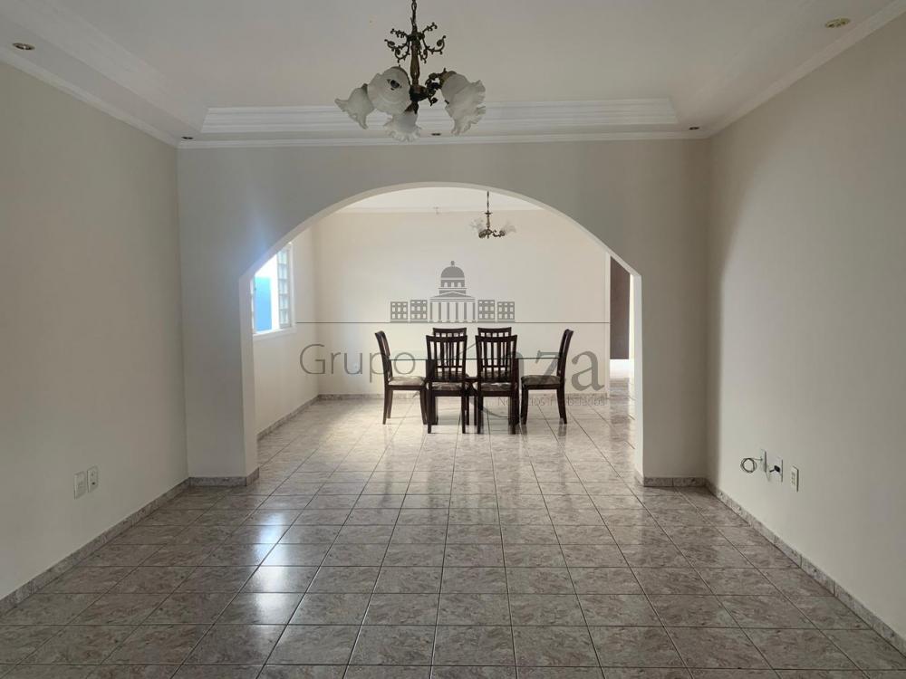 Foto 4 de Casa Padrão em Conjunto Residencial Galo Branco, São José dos Campos - imagem 4