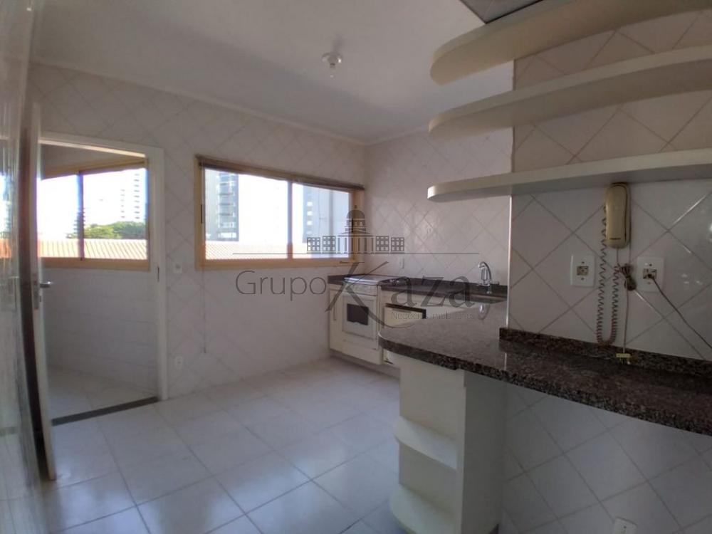 Foto 4 de Apartamento Padrão em Jardim Aquarius, São José dos Campos - imagem 4