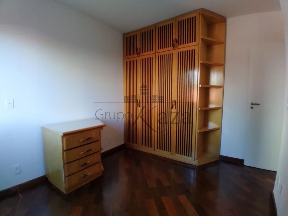Foto 13 de Apartamento Padrão em Jardim Aquarius, São José dos Campos - imagem 13