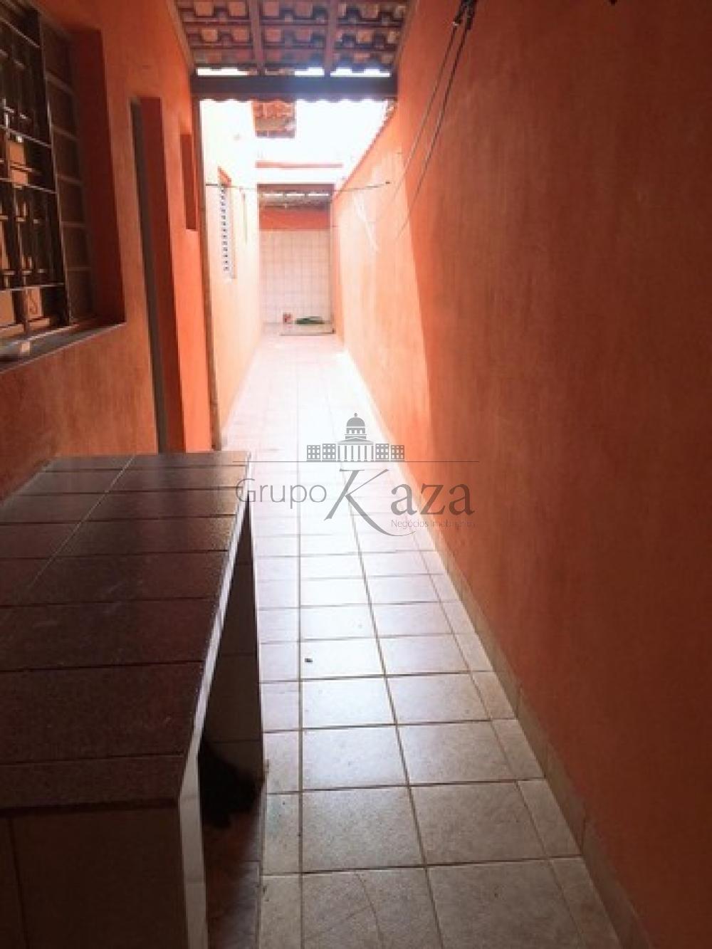 Foto 6 de Casa Padrão em Parque Interlagos, São José dos Campos - imagem 6
