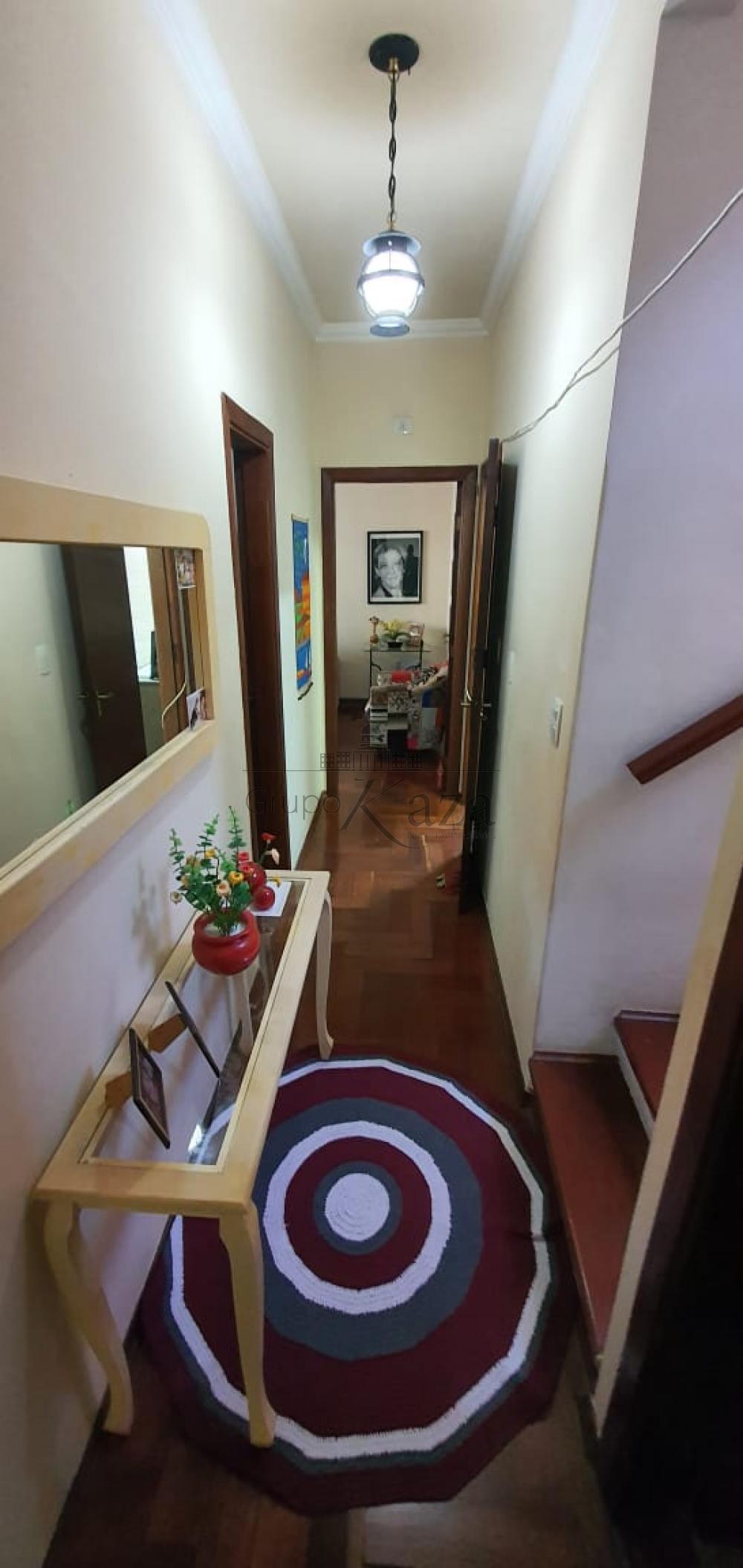 Foto 5 de Casa Sobrado em Jardim Ismênia, São José dos Campos - imagem 5