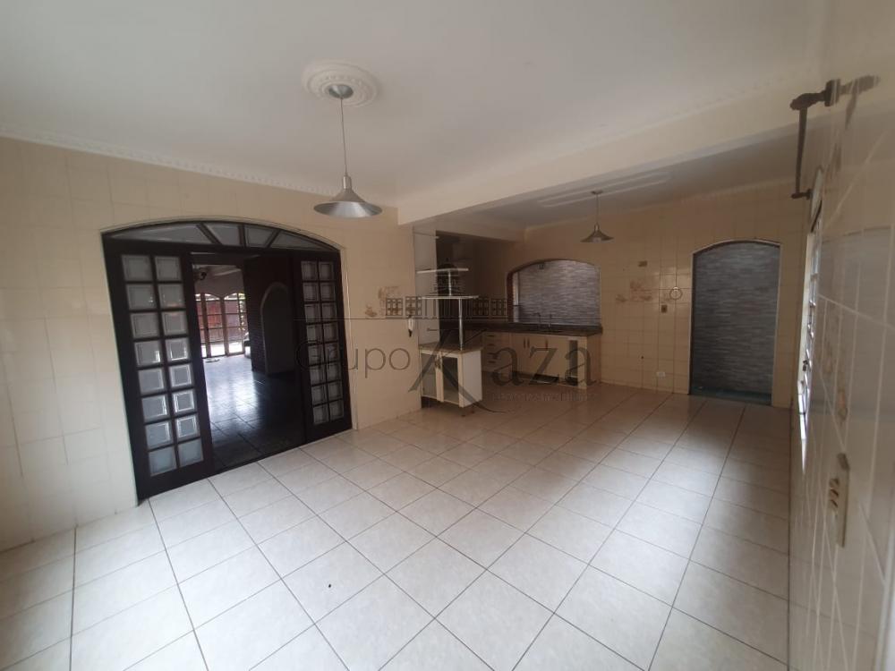 Foto 6 de Casa Sobrado em Jardim Altos de Santana, São José dos Campos - imagem 6