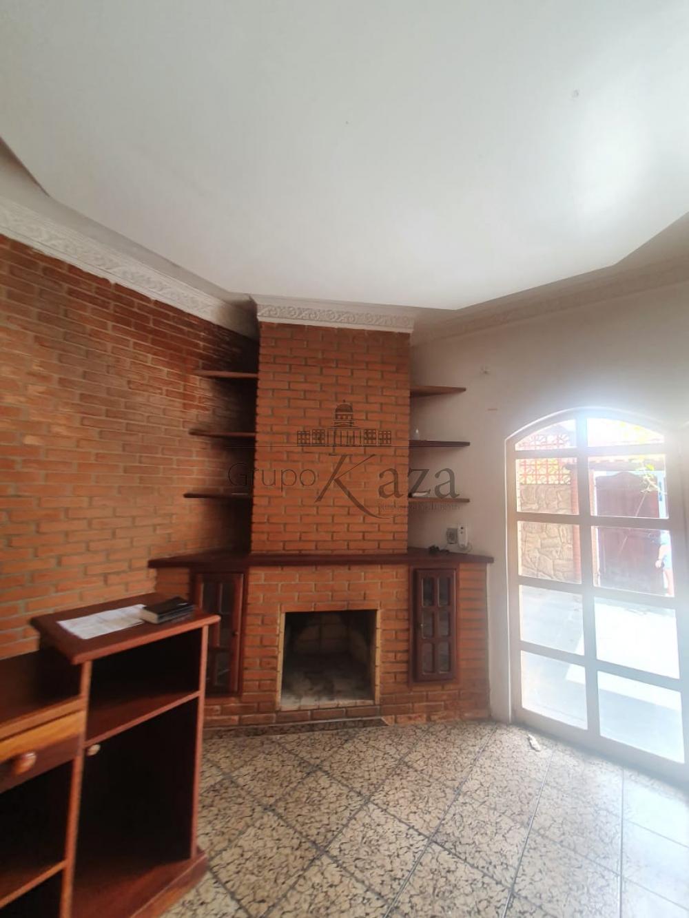 Foto 4 de Casa Sobrado em Jardim Altos de Santana, São José dos Campos - imagem 4