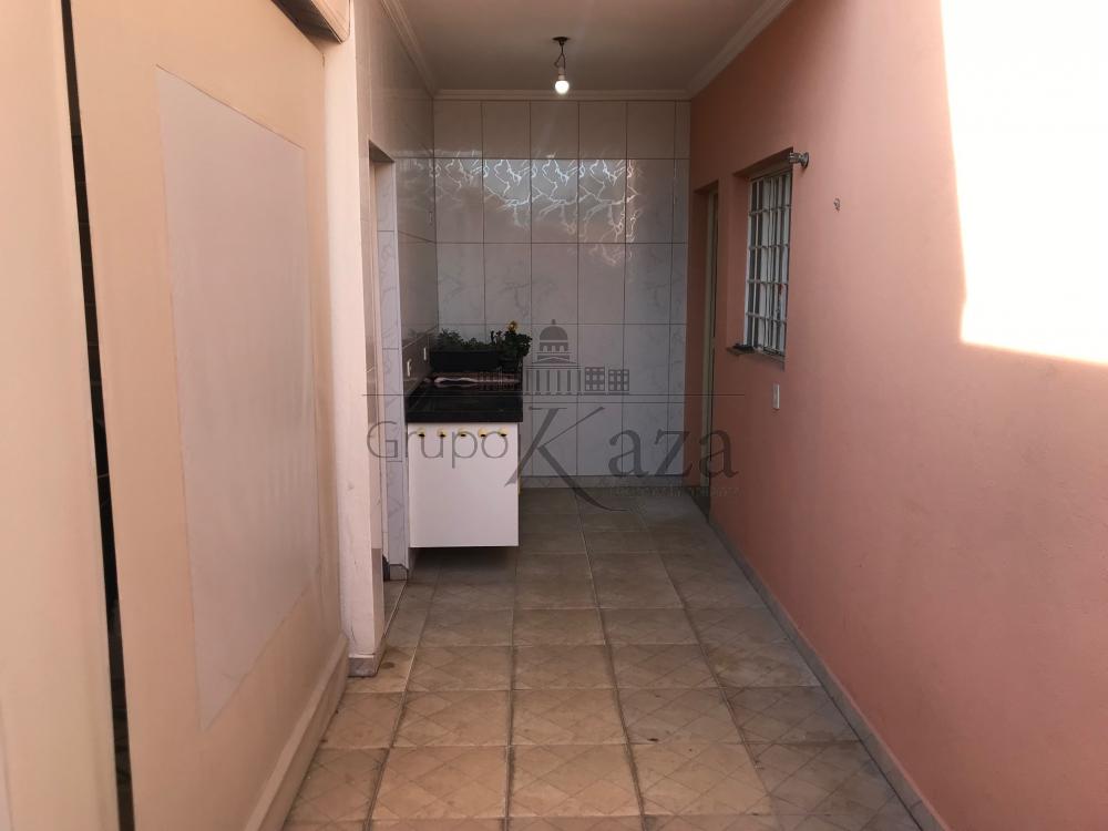 Foto 17 de Casa Padrão em Residencial Santa Paula, Jacareí - imagem 17