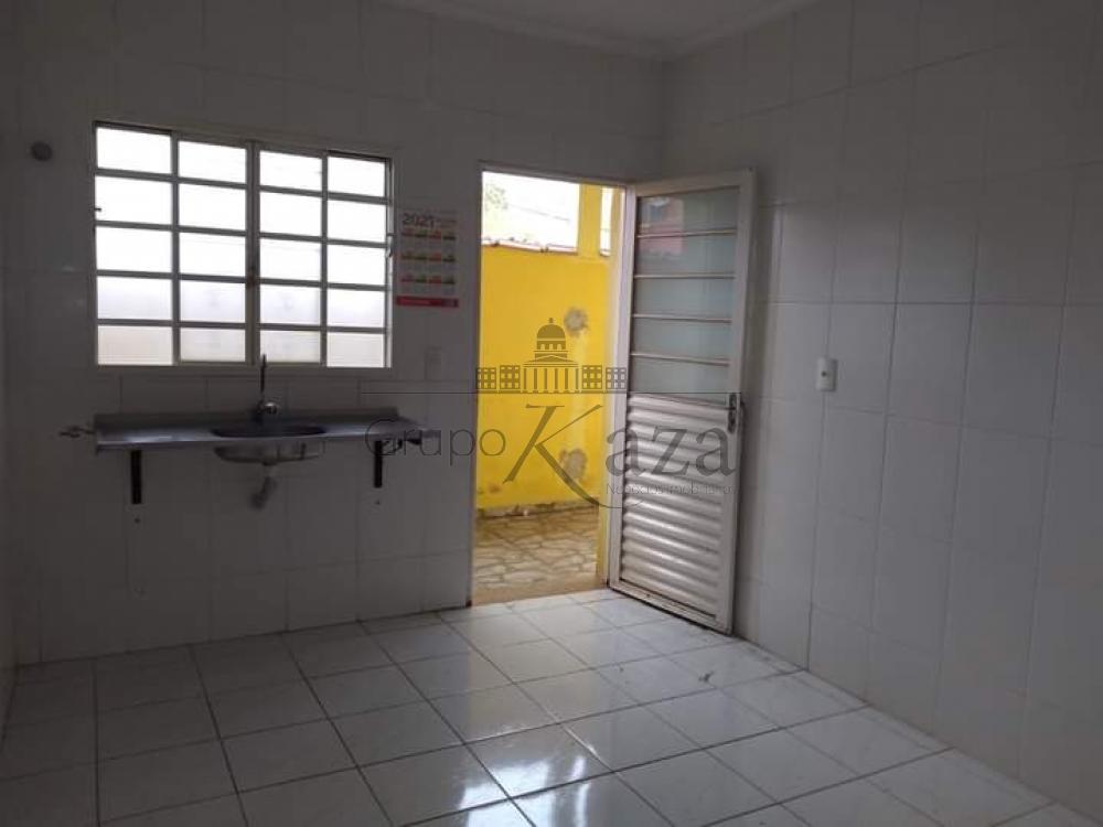 Foto 2 de Casa Padrão em Jardim Mariana II, São José dos Campos - imagem 2