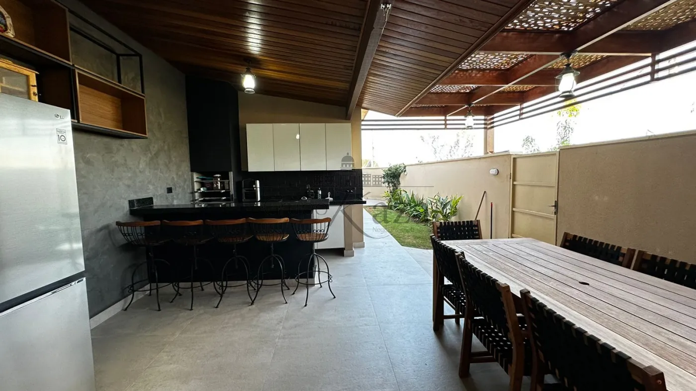 Foto 28 de Casa Condomínio em Condomínio Residencial Mantiqueira, São José dos Campos - imagem 28
