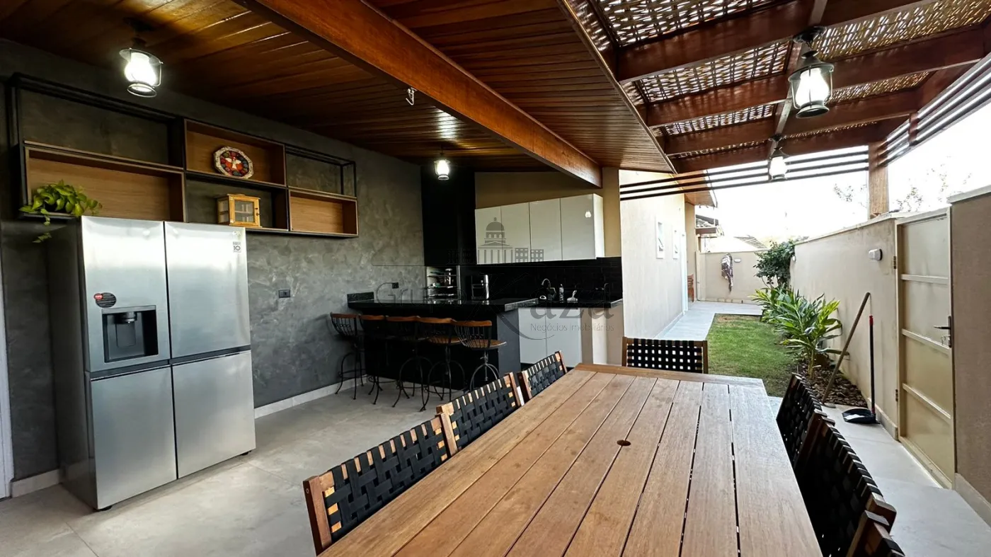 Foto 30 de Casa Condomínio em Condomínio Residencial Mantiqueira, São José dos Campos - imagem 30
