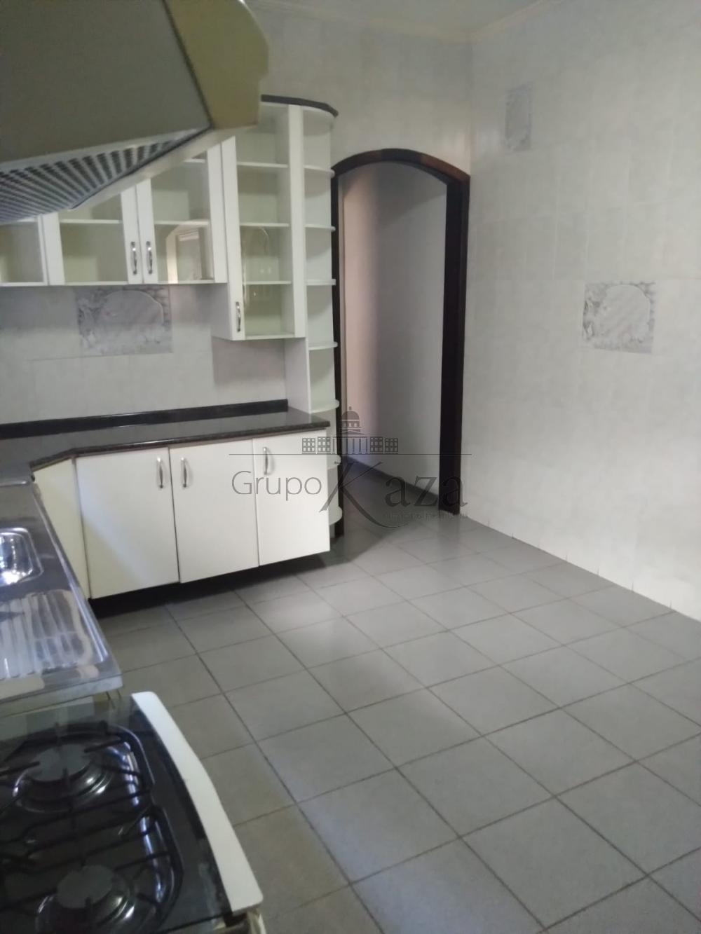 Foto 4 de Casa Sobrado em Palmeiras de São José, São José dos Campos - imagem 4