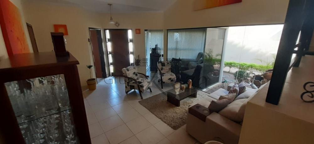 Foto 2 de Casa Condomínio em Vila Zezé, Jacareí - imagem 2