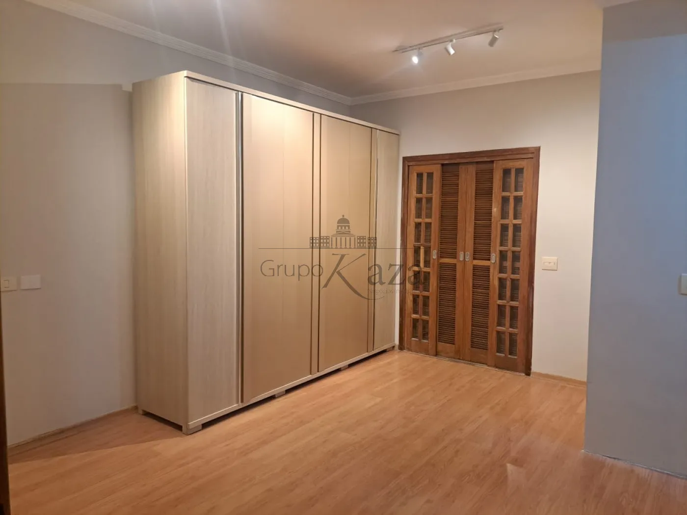 Foto 21 de Casa Sobrado em Jardim Bela Vista, Jacareí - imagem 21
