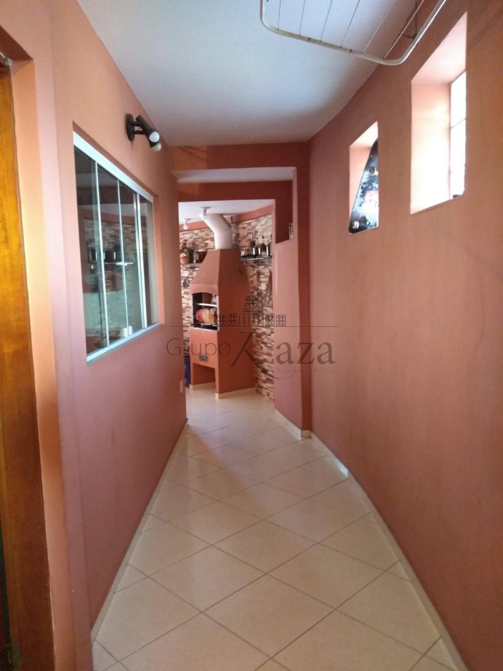 Foto 12 de Casa Sobrado em Conjunto Residencial Trinta e Um de Março, São José dos Campos - imagem 12