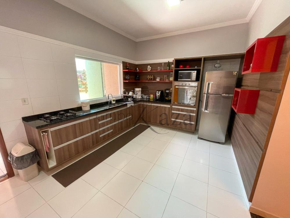 Foto 10 de Casa Condomínio em Jardim Santa Maria, Jacareí - imagem 10