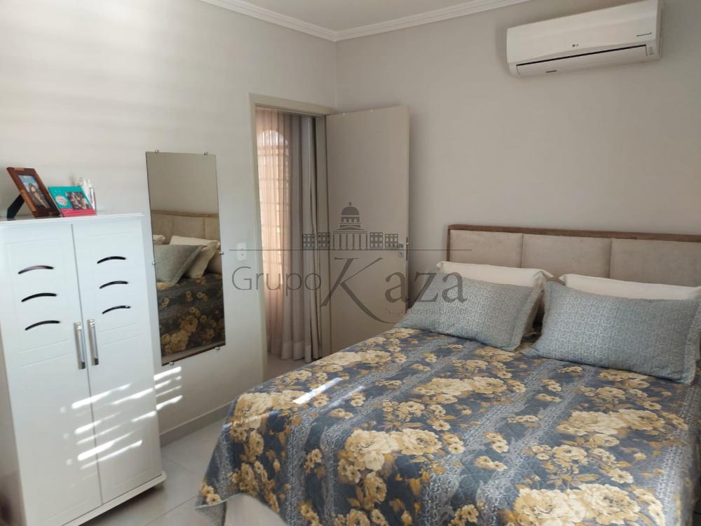 Foto 9 de Casa Padrão em Jardim São Judas Tadeu, São José dos Campos - imagem 9