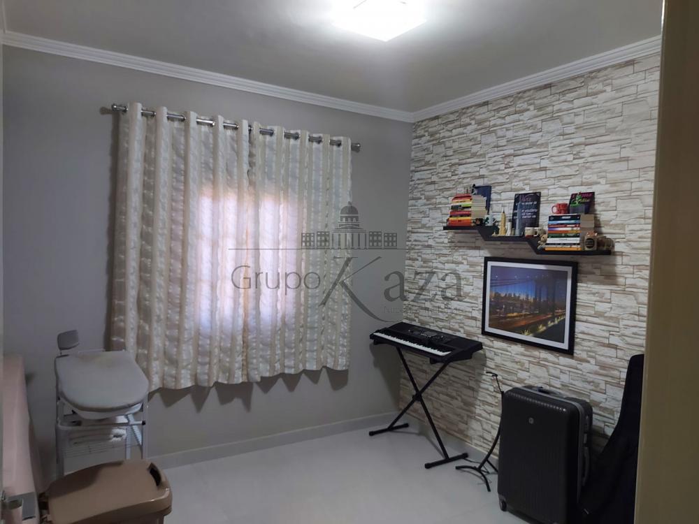 Foto 14 de Casa Padrão em Jardim São Judas Tadeu, São José dos Campos - imagem 14