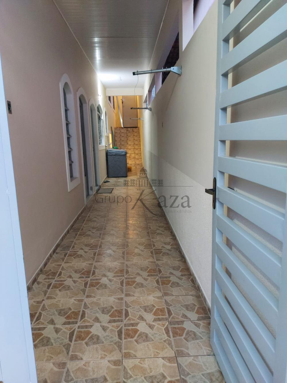 Foto 15 de Casa Padrão em Jardim São Judas Tadeu, São José dos Campos - imagem 15