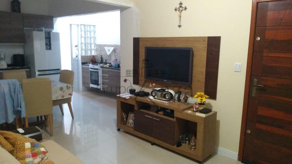 Foto 1 de Casa Padrão em Parque dos Ipês, São José dos Campos - imagem 1