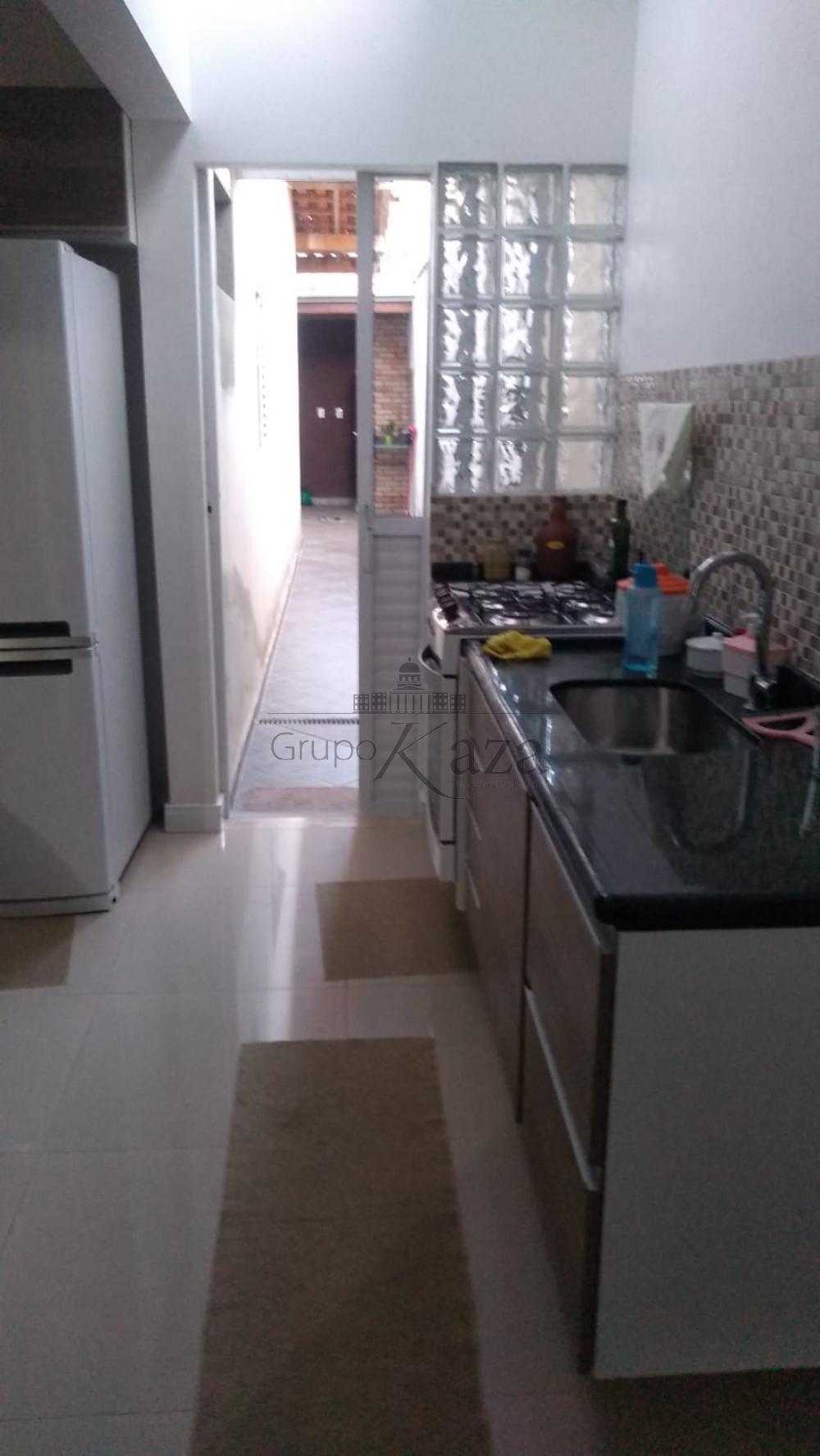 Foto 4 de Casa Padrão em Parque dos Ipês, São José dos Campos - imagem 4