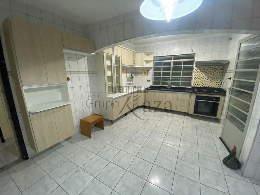 Foto 4 de Casa Padrão em Cidade Morumbi, São José dos Campos - imagem 4