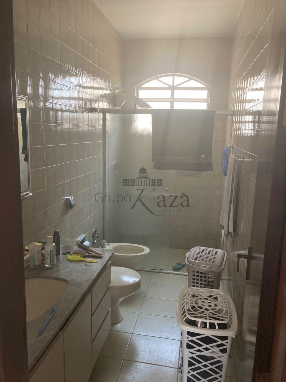 Foto 14 de Casa Padrão em Jardim Siesta, Jacareí - imagem 14