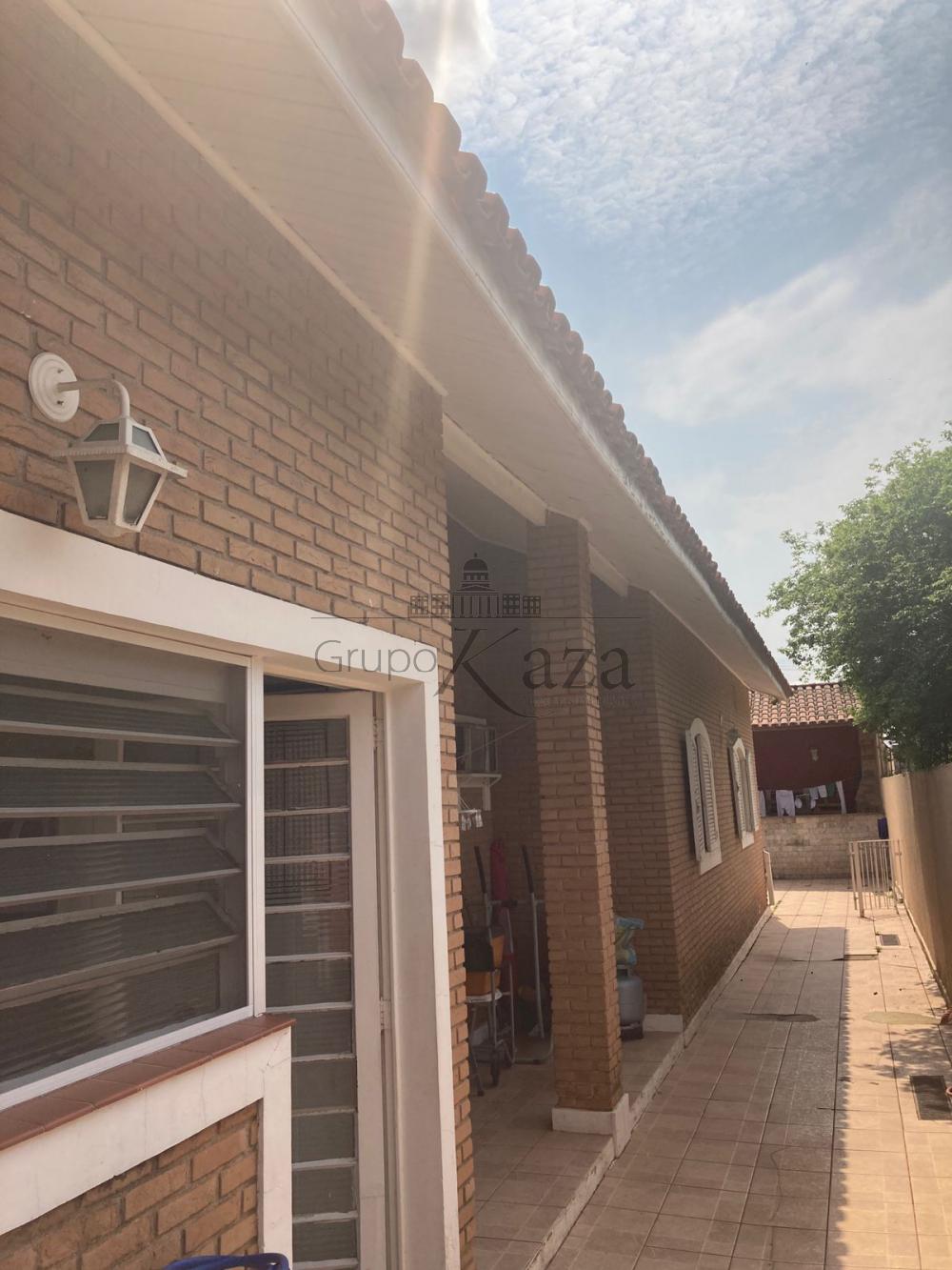 Foto 17 de Casa Padrão em Jardim Siesta, Jacareí - imagem 17