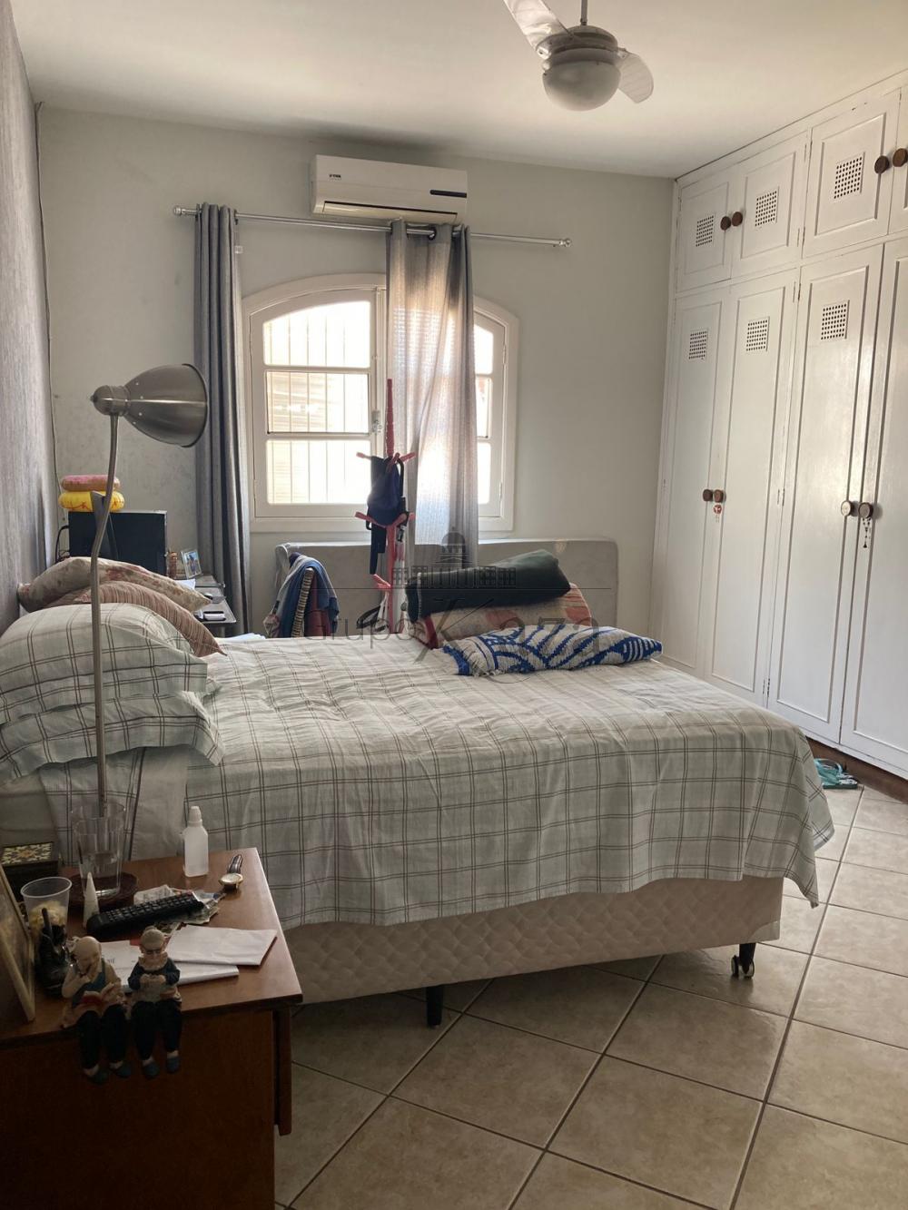 Foto 12 de Casa Padrão em Jardim Siesta, Jacareí - imagem 12