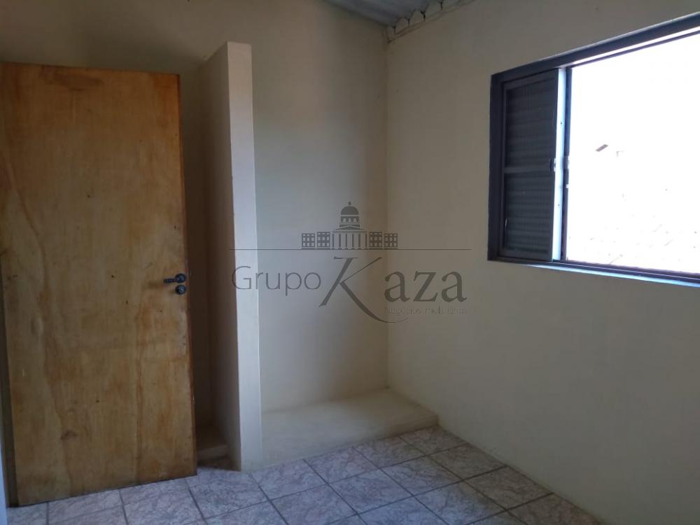 Foto 11 de Casa Padrão em Jardim Emilia, Jacareí - imagem 11
