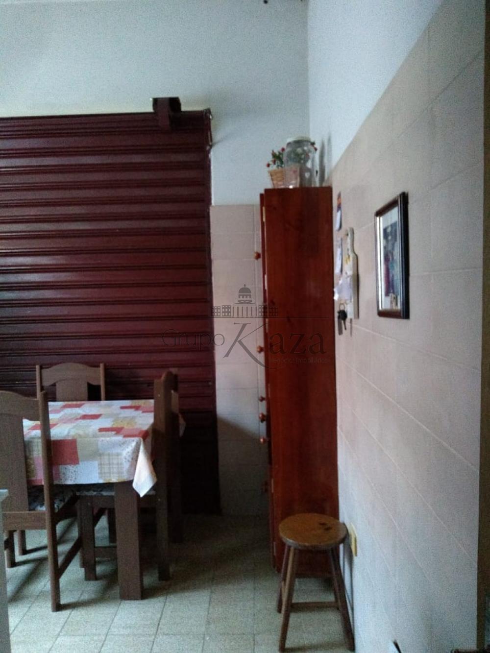 Foto 3 de Casa Padrão em Jardim Emilia, Jacareí - imagem 3