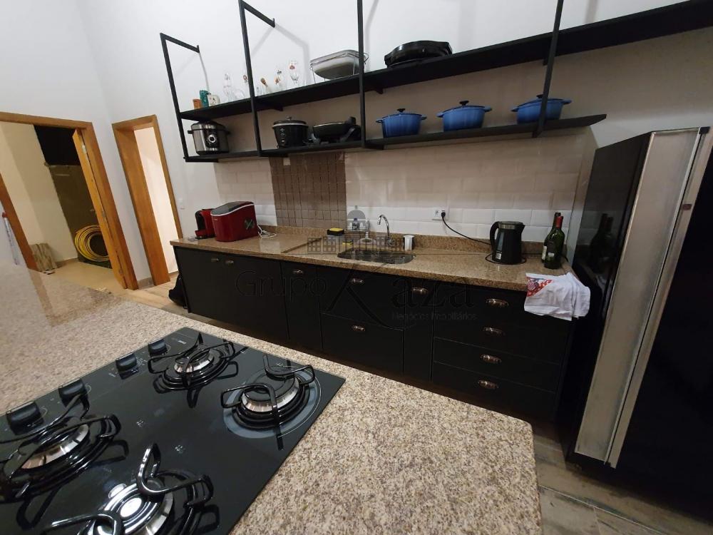 Foto 4 de Casa Condomínio em Chácaras Condomínio Recanto Pássaros II, Jacareí - imagem 4
