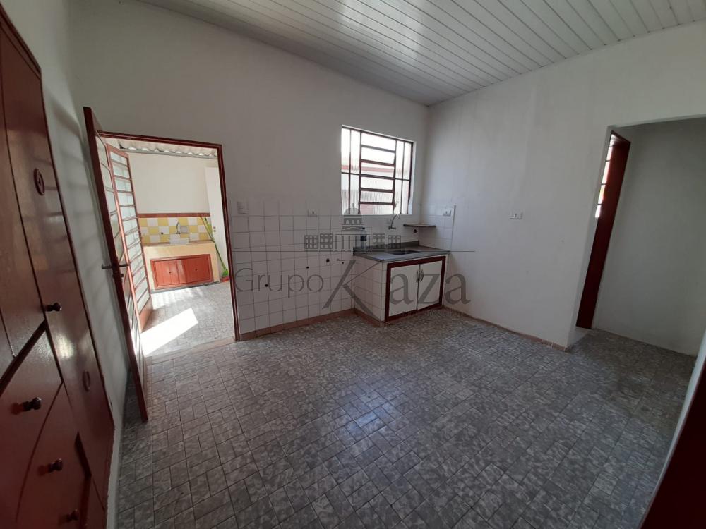 Foto 2 de Casa Térrea em Vila Rossi, São José dos Campos - imagem 2